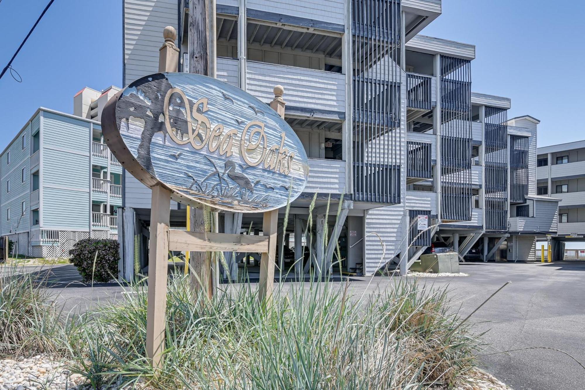 Coastal Condo On Beach With Community Pool Access! Myrtle Beach Eksteriør bilde